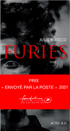Couverture du livre Furies de Julie Ruocco avec bandeau Prix Encoyé par La Poste