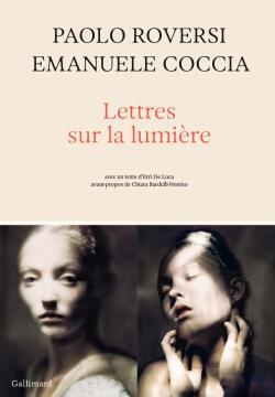 Couverture du livre avec sur la jacquette deux photos de deux portraits de femme par Paolo Roversi