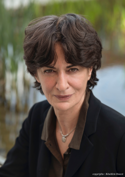 photographie en couleur de Corinne Royer, portrait de face